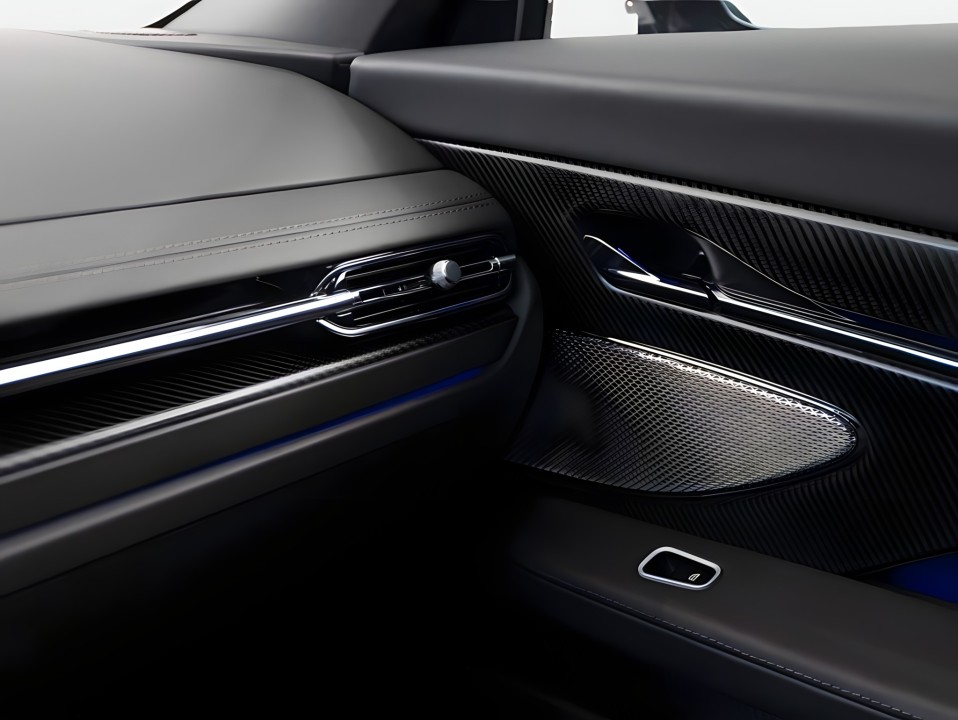 Aston Martin DB12 Volante - foto 13