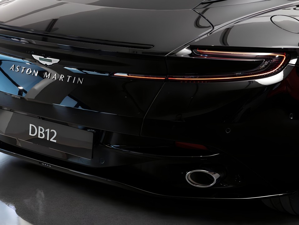 Aston Martin DB12 Volante - foto 17