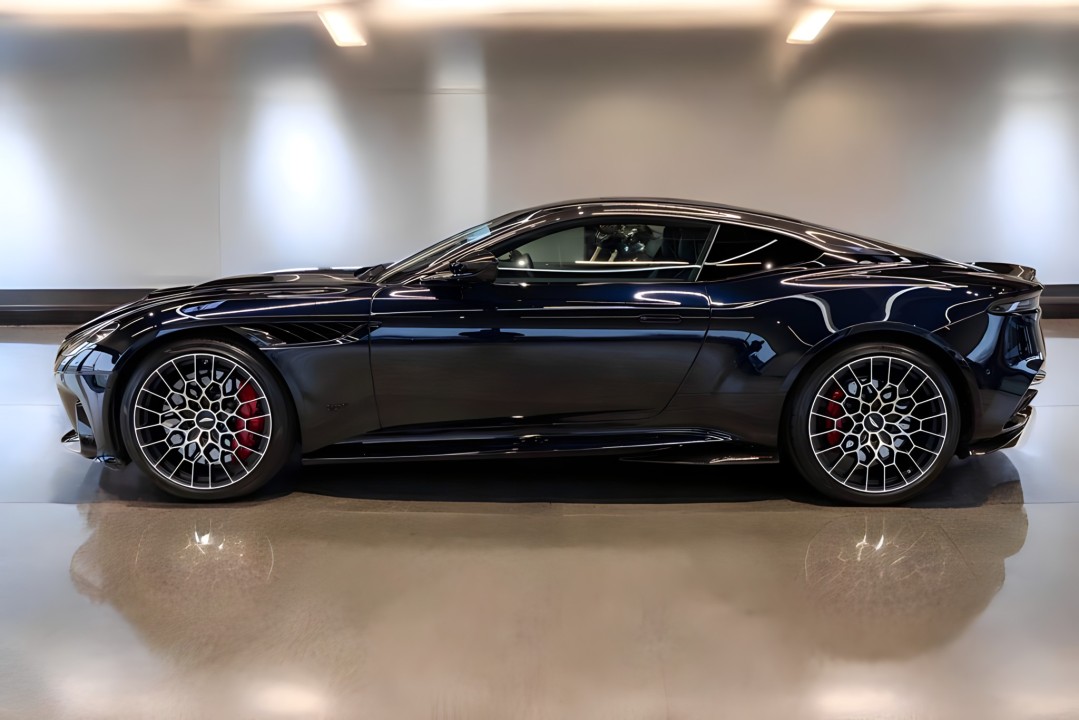 Aston Martin DBS 770 - foto 12