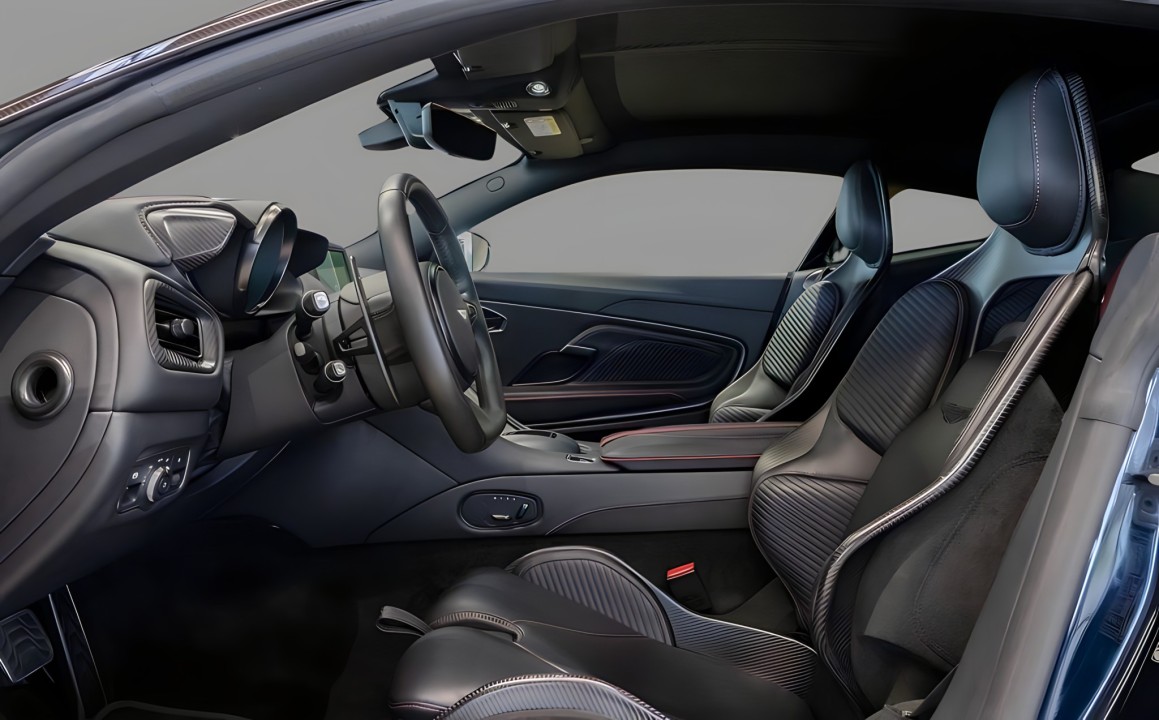 Aston Martin DBS 770 - foto 18