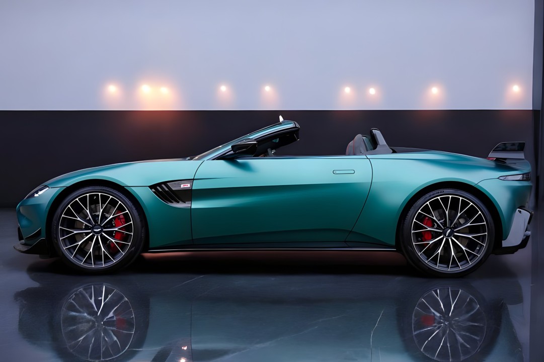 Aston Martin Vantage V8 Roadster (4)