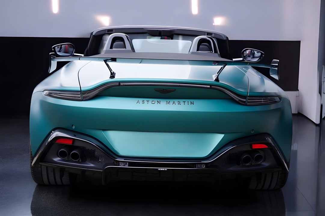 Aston Martin Vantage V8 Roadster (5)