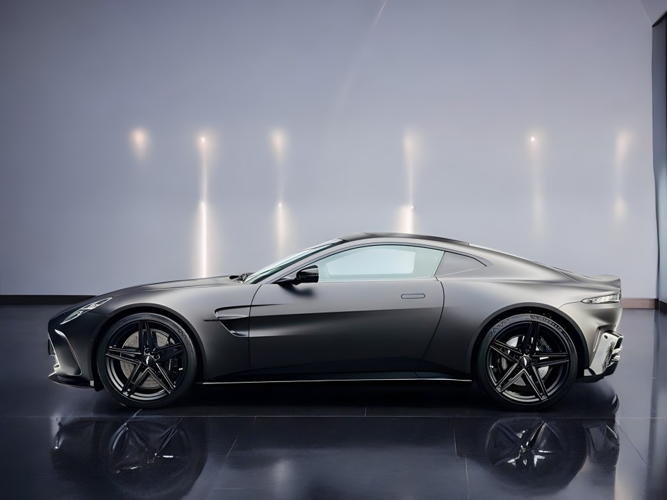 Aston Martin Vantage V8 (3)