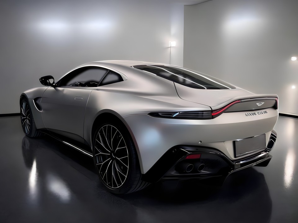 Aston Martin Vantage V8 (3)