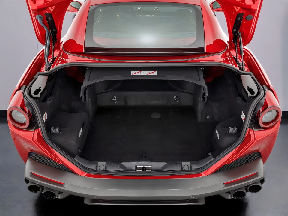 Ferrari Portofino - foto 12