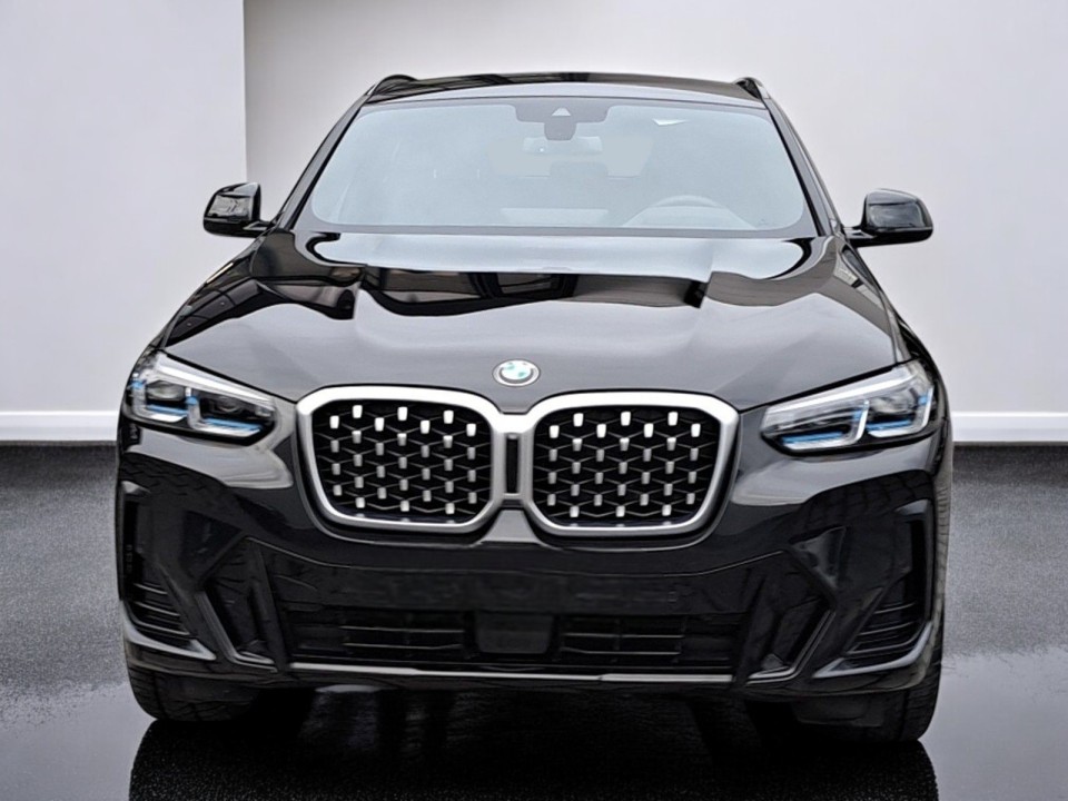 BMW X4 xDrive 30d (2)