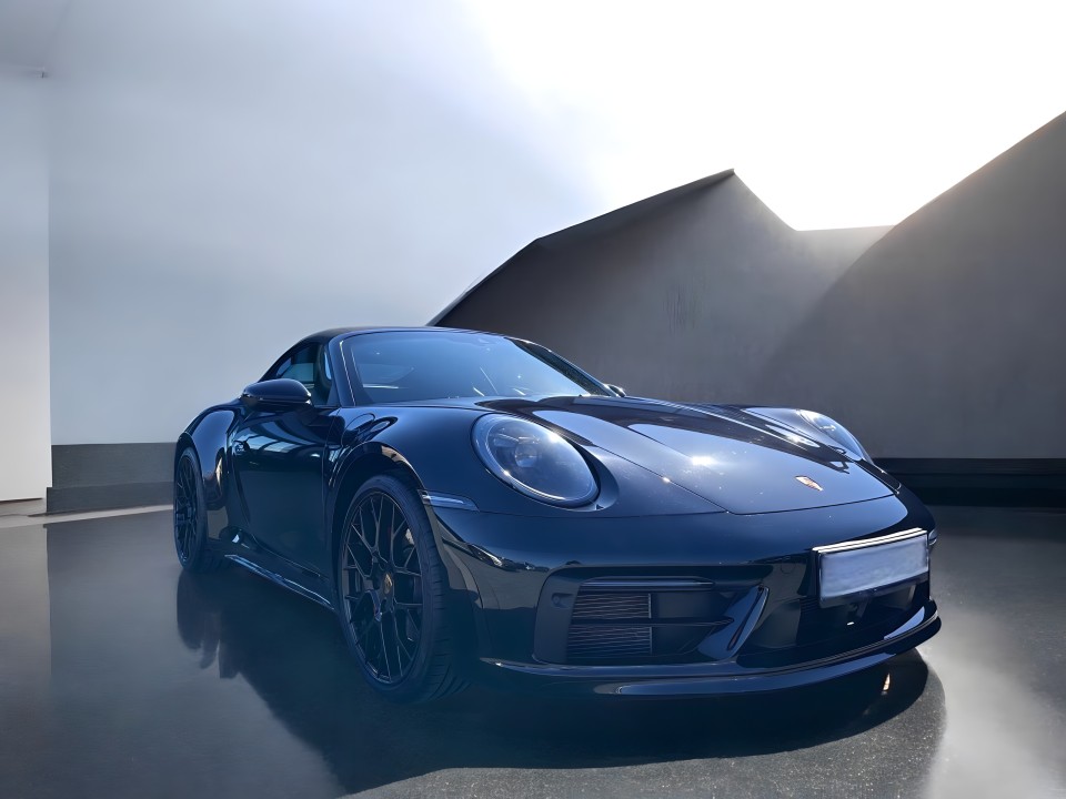 Porsche 911 Carrera 4S (3)