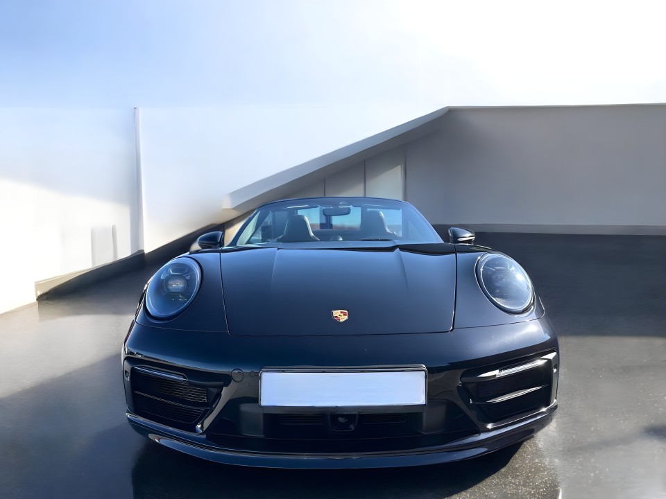Porsche 911 Carrera 4S (2)