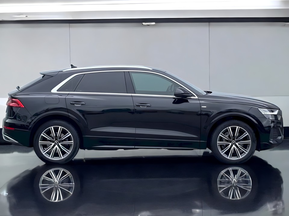 Audi Q8 50 TDI quattro (3)