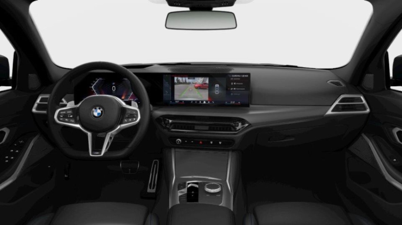 BMW Seria 3 330i xDrive M-Sport (3)