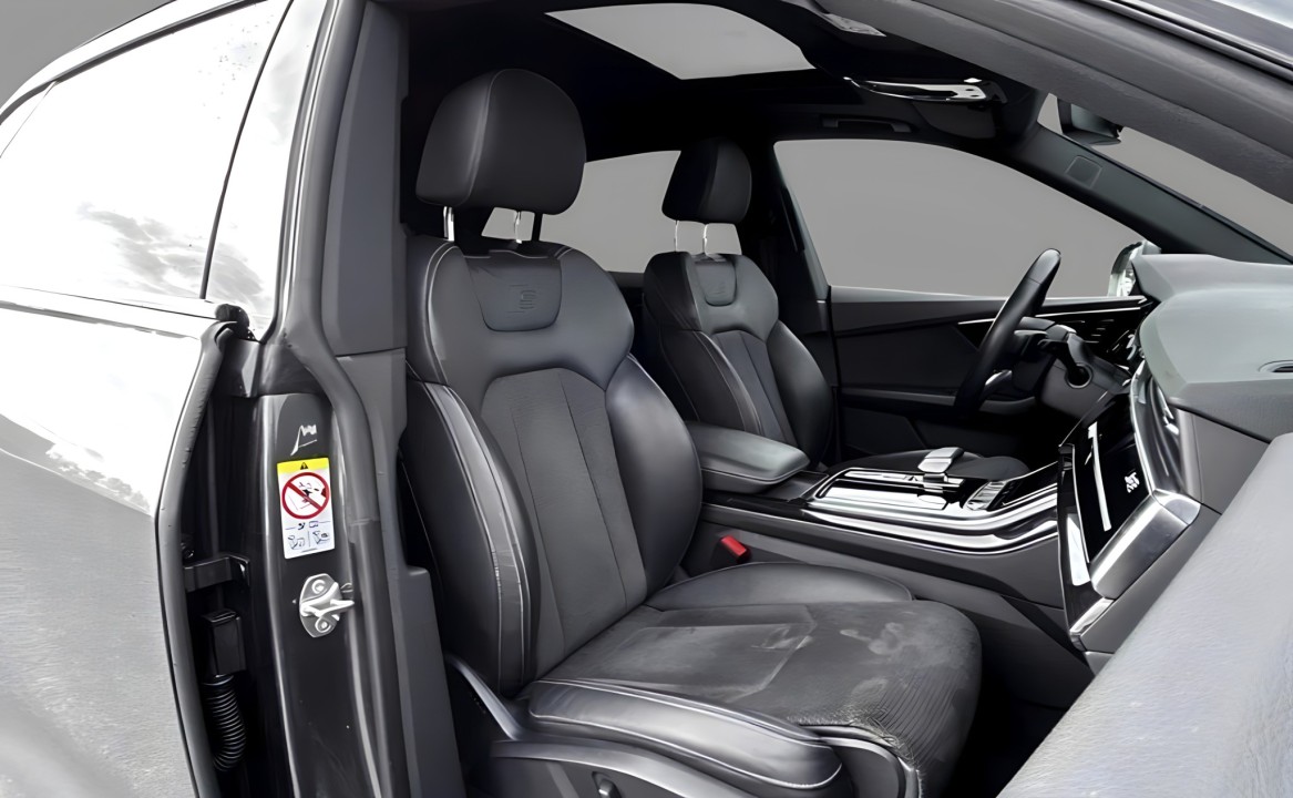 Audi Q8 50 TDI (5)