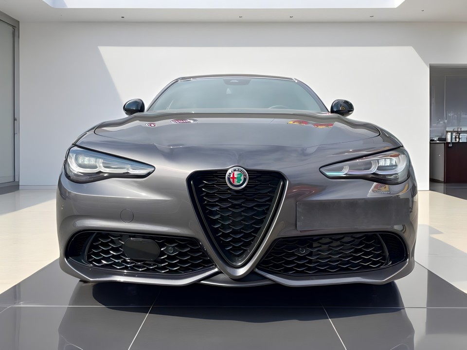 Alfa Romeo Giulia Veloce Q4 (2)