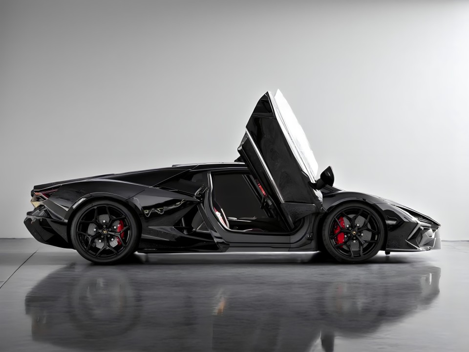 Lamborghini Revuelto (3)