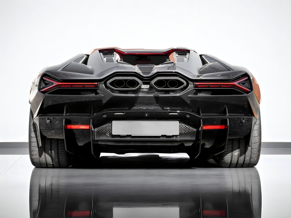 Lamborghini Revuelto (5)