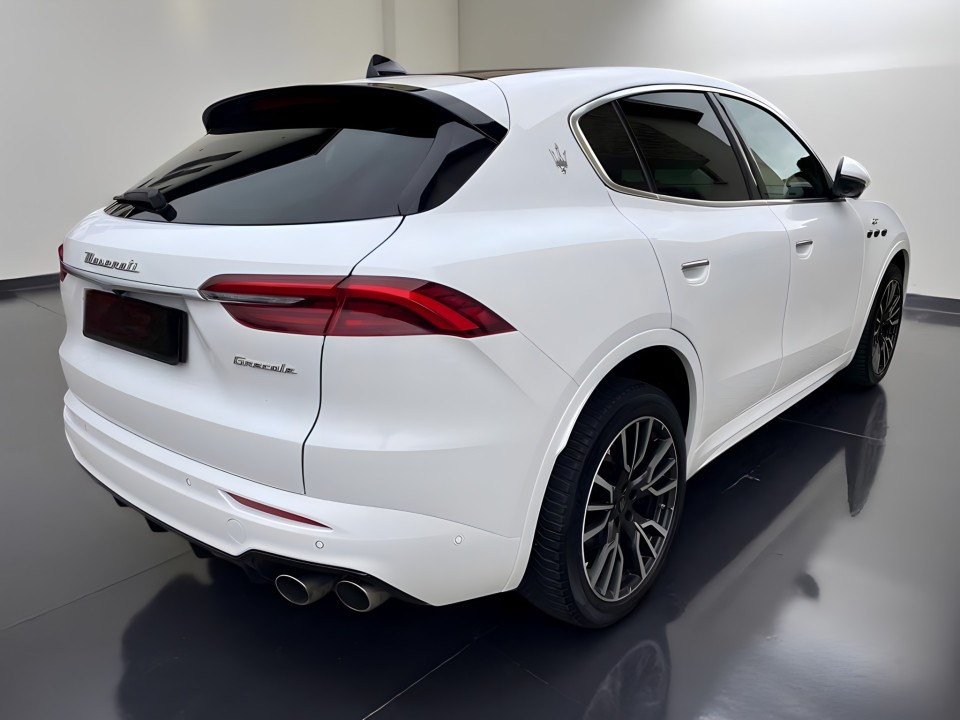 Maserati Grecale GT (2)