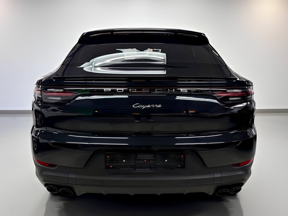 Porsche Cayenne Coupe (3)