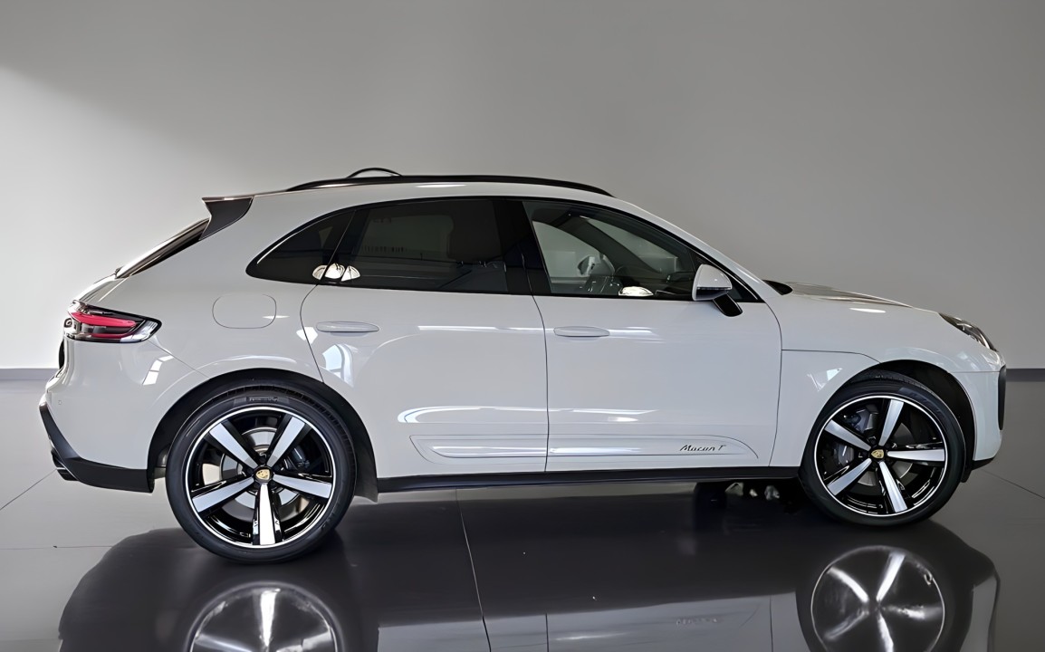 Porsche Macan T (3)