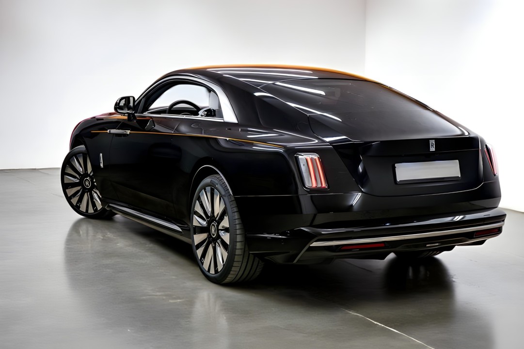 Rolls-Royce SPECTRE (4)