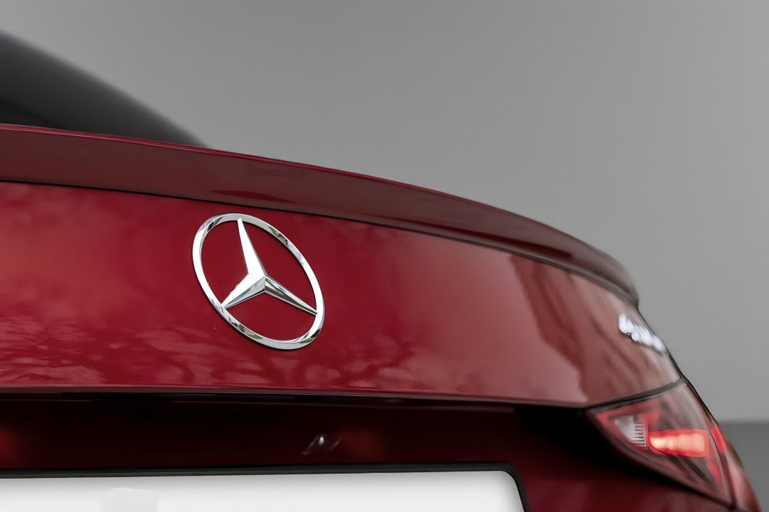 Mercedes-Benz C 200 4MATIC AMG - foto 17