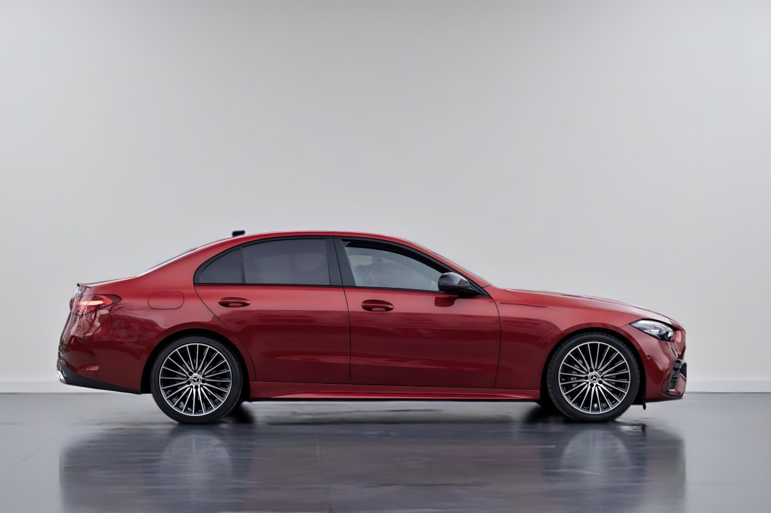Mercedes-Benz C 200 4MATIC AMG (3)