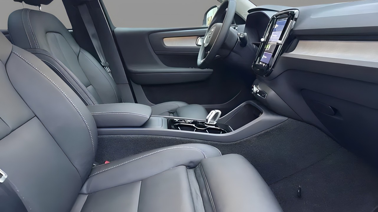 Volvo XC 40 - foto 11