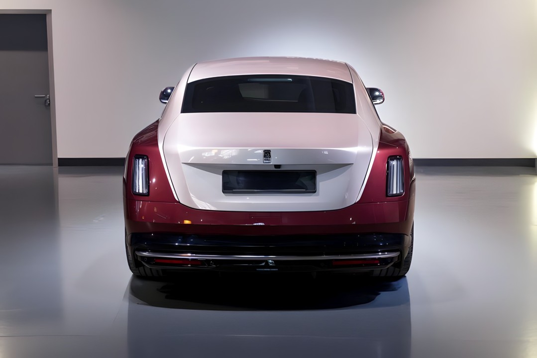 Rolls-Royce Spectre (4)