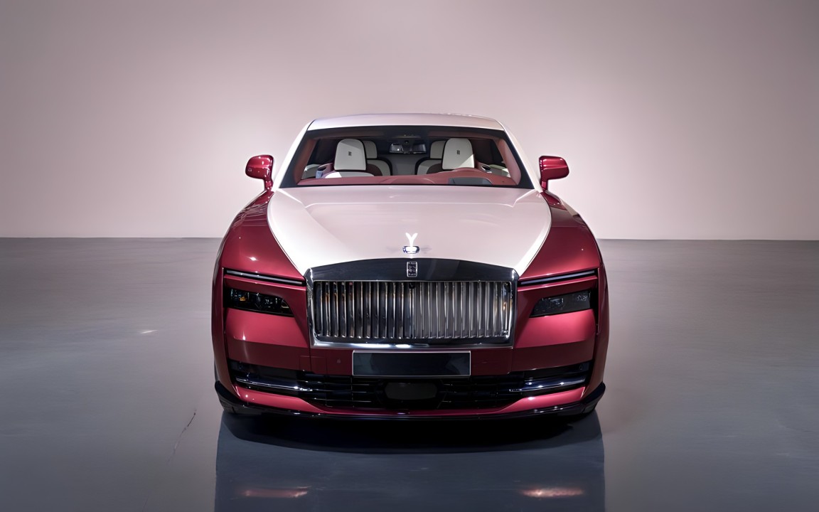 Rolls-Royce Spectre (2)