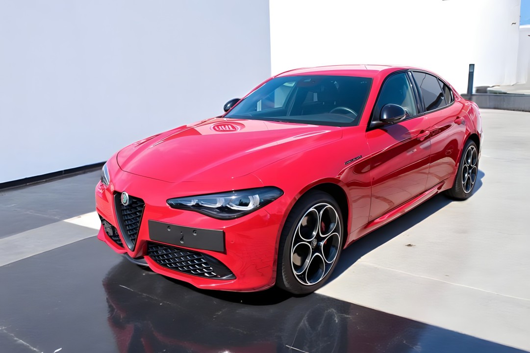 Alfa Romeo Giulia Q4 (5)