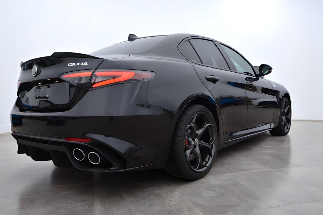 Alfa Romeo Giulia V6 (4)