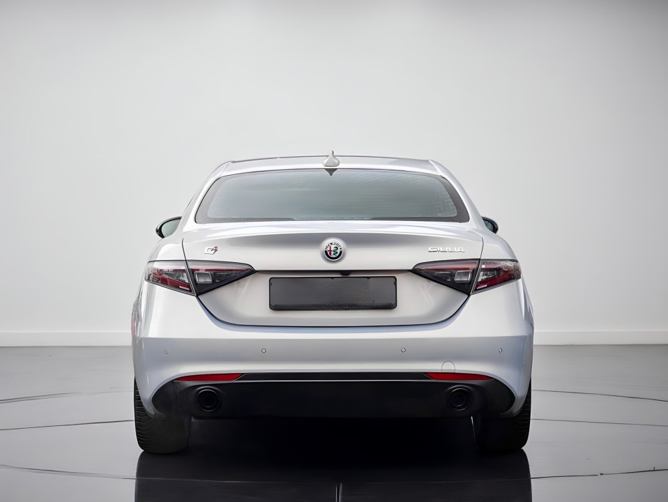 Alfa Romeo Giulia Q4 (3)