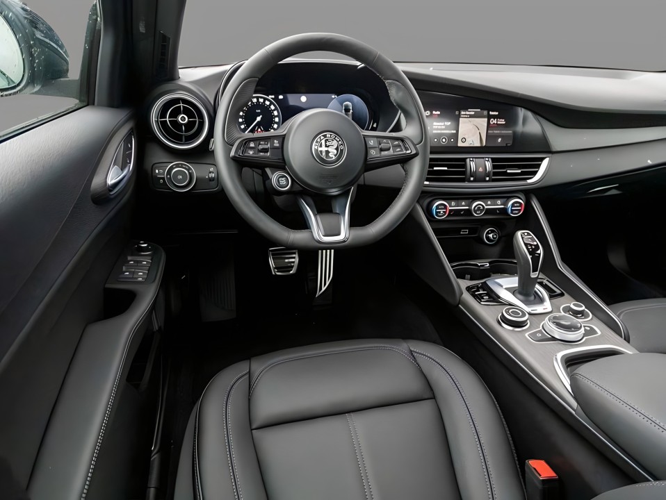 Alfa Romeo Giulia Q4 (5)