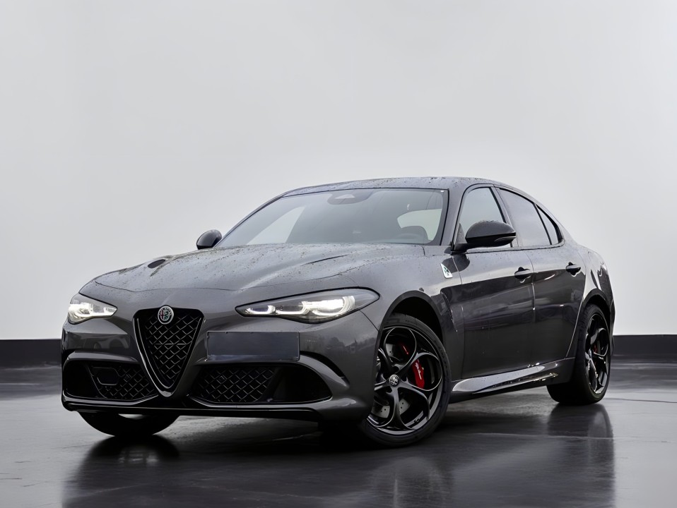 Alfa Romeo Giulia V6