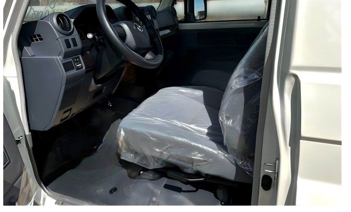 Toyota Land Cruiser (3)