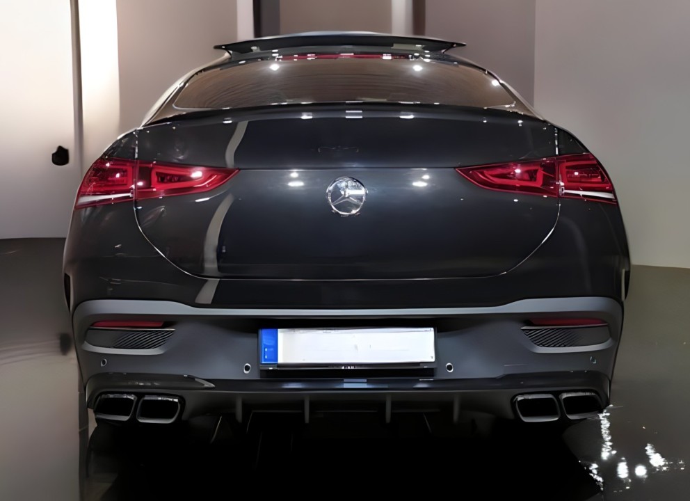 Mercedes-Benz GLE 63 AMG - foto 7