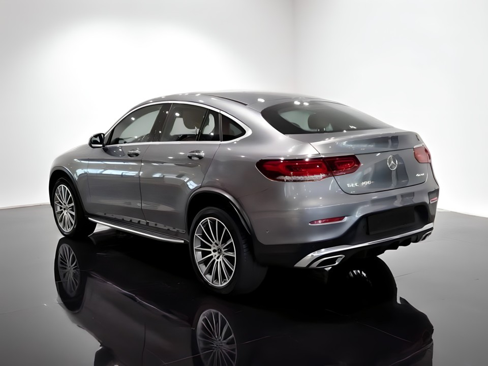 Mercedes-Benz GLC Coupe 300e 4MATIC AMG (4)
