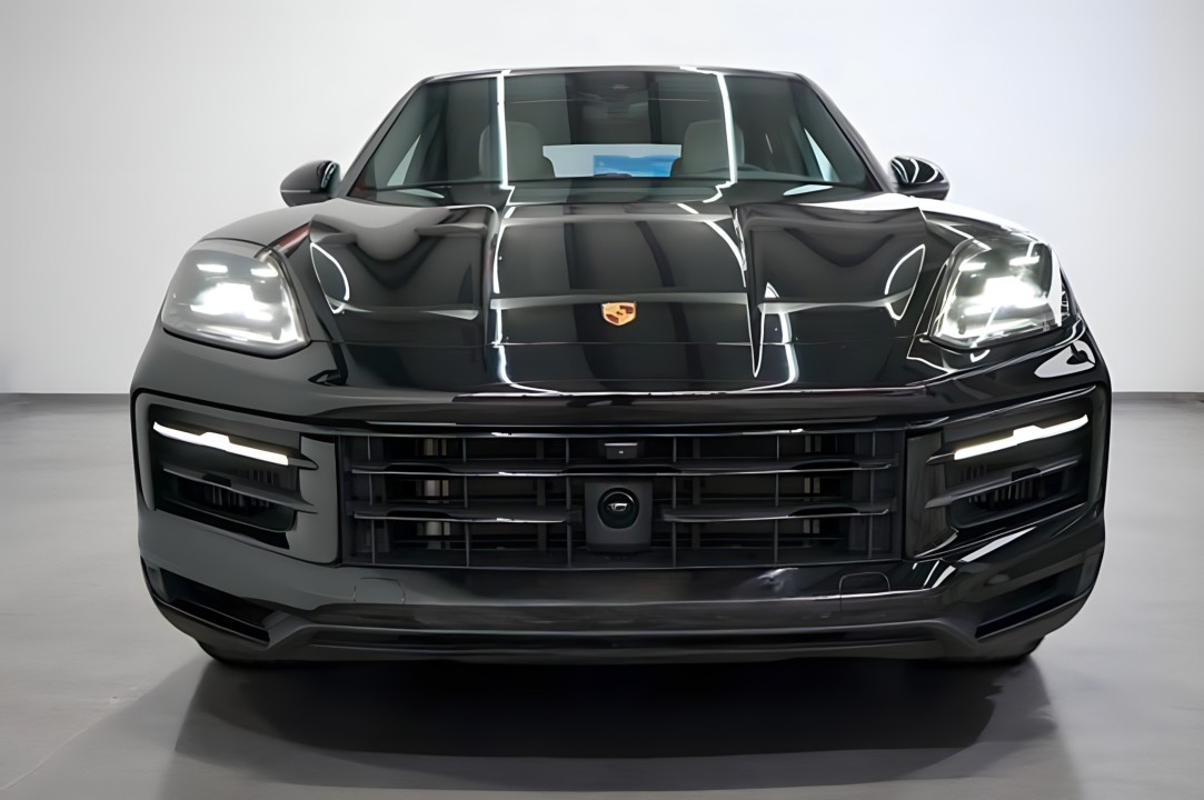 Porsche Cayenne Coupe (2)