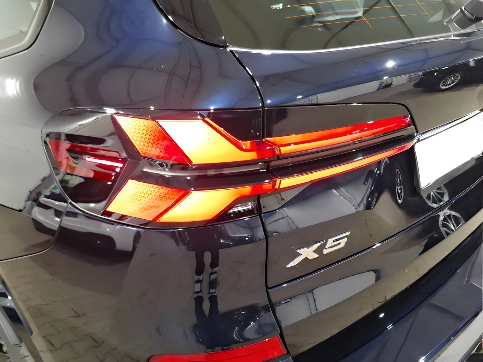 BMW X5 xDrive 30d (4)