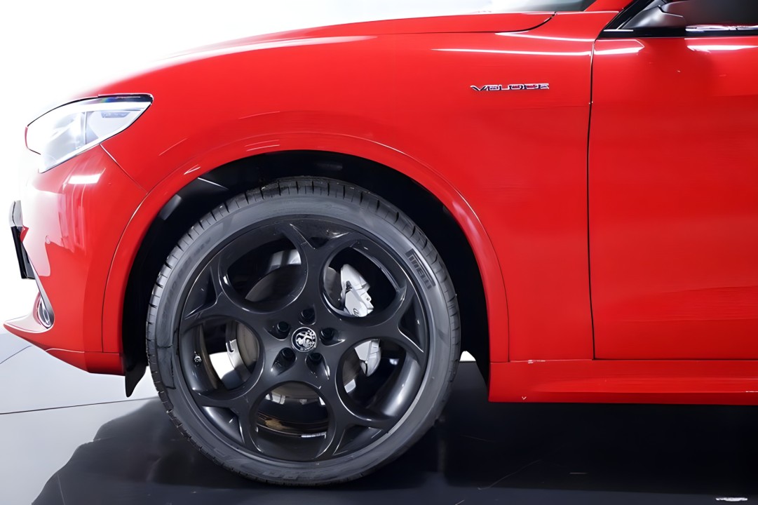 Alfa Romeo Stelvio Veloce Q4 (3)