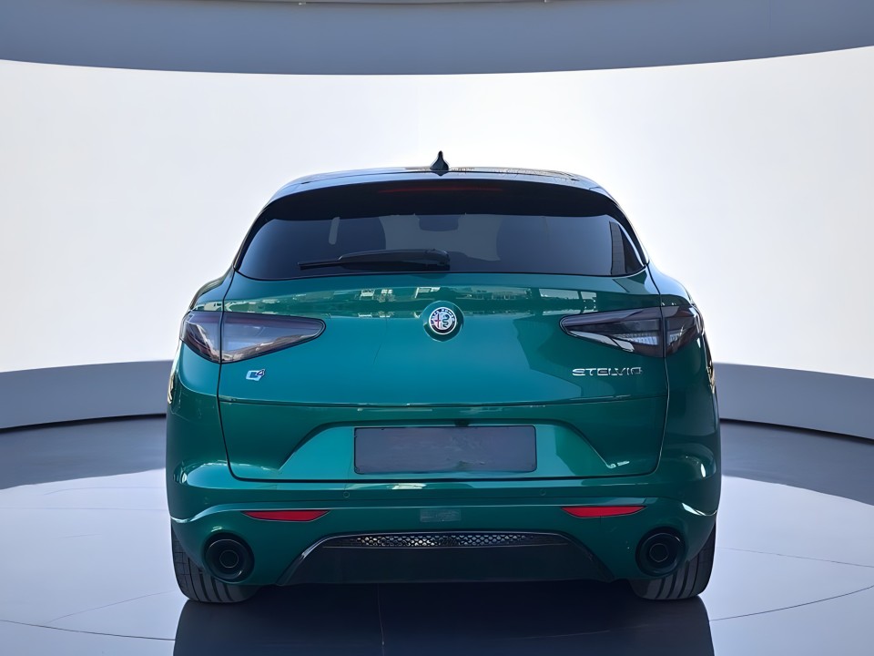 Alfa Romeo Stelvio (3)