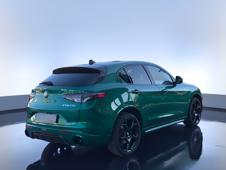 Alfa Romeo Stelvio (4)