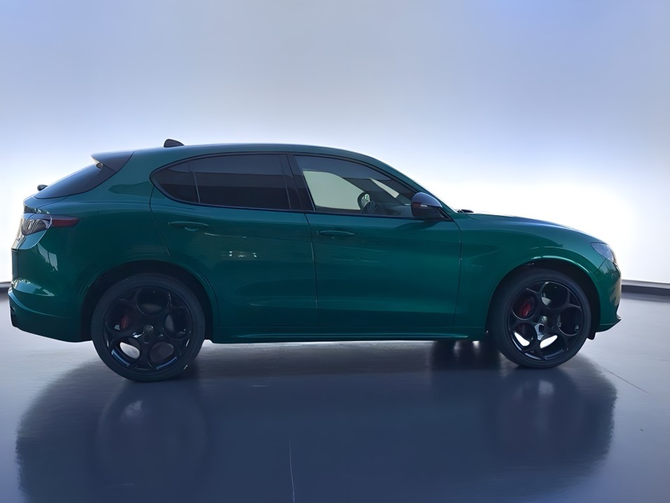 Alfa Romeo Stelvio (5)