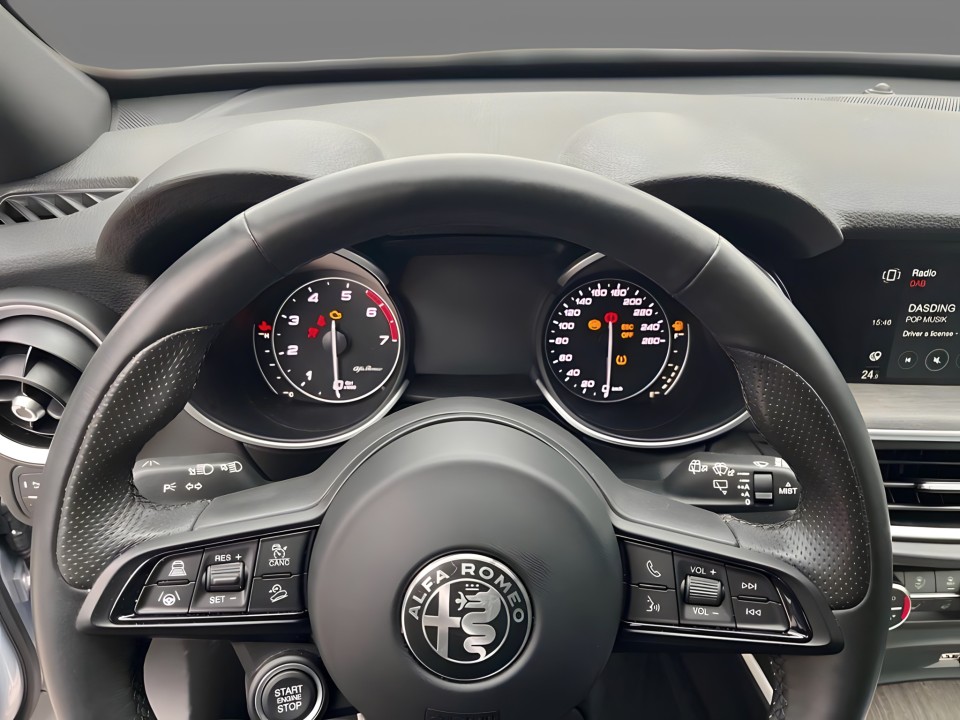 Alfa Romeo Stelvio TI 2.0 (5)