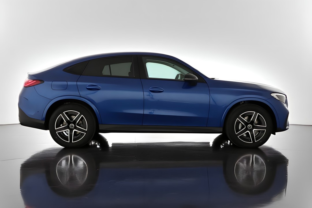 Mercedes-Benz GLC Coupe Mercedes-Benz GLC 200 4MATIC Coupe (2)