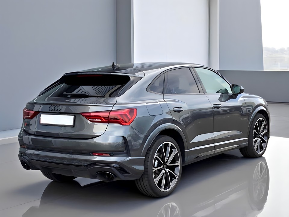 Audi RS Q3 TFSI quattro S tronic (5)