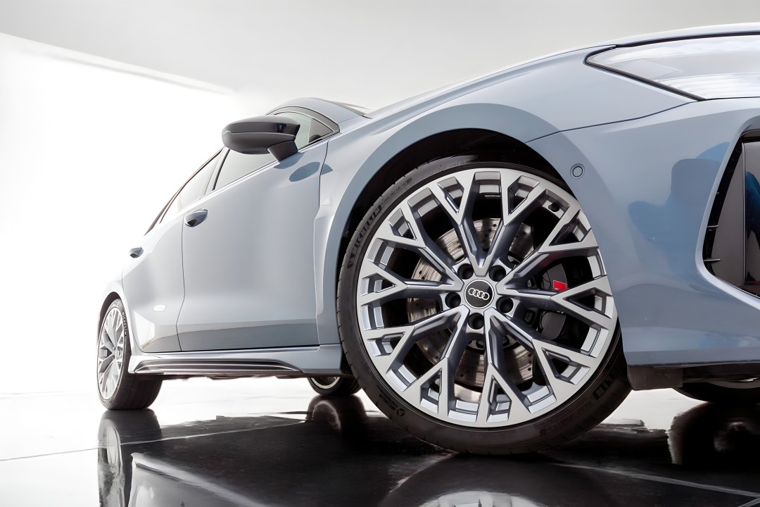 Audi RS3 TFSI quattro S tronic (4)