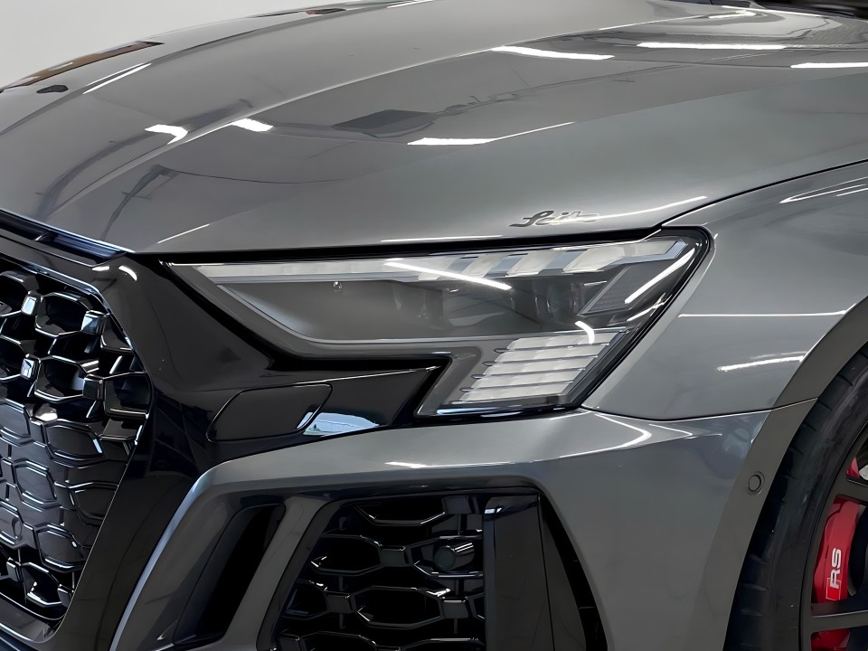 Audi RS3 TFSI quattro S tronic (3)