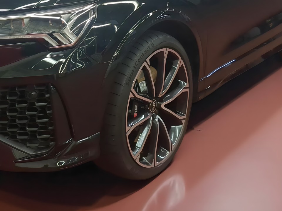Audi RS Q3 - foto 14