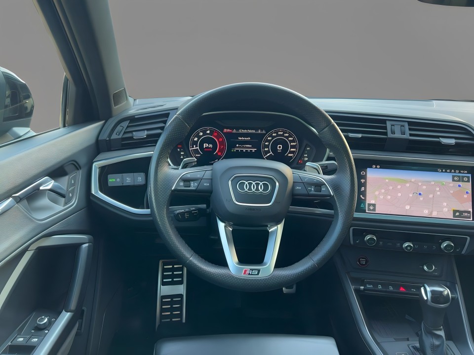Audi RS Q3 TFSI quattro S tronic (5)