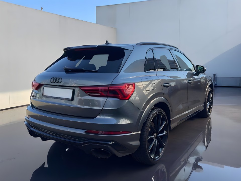 Audi RS Q3 TFSI quattro S tronic (2)