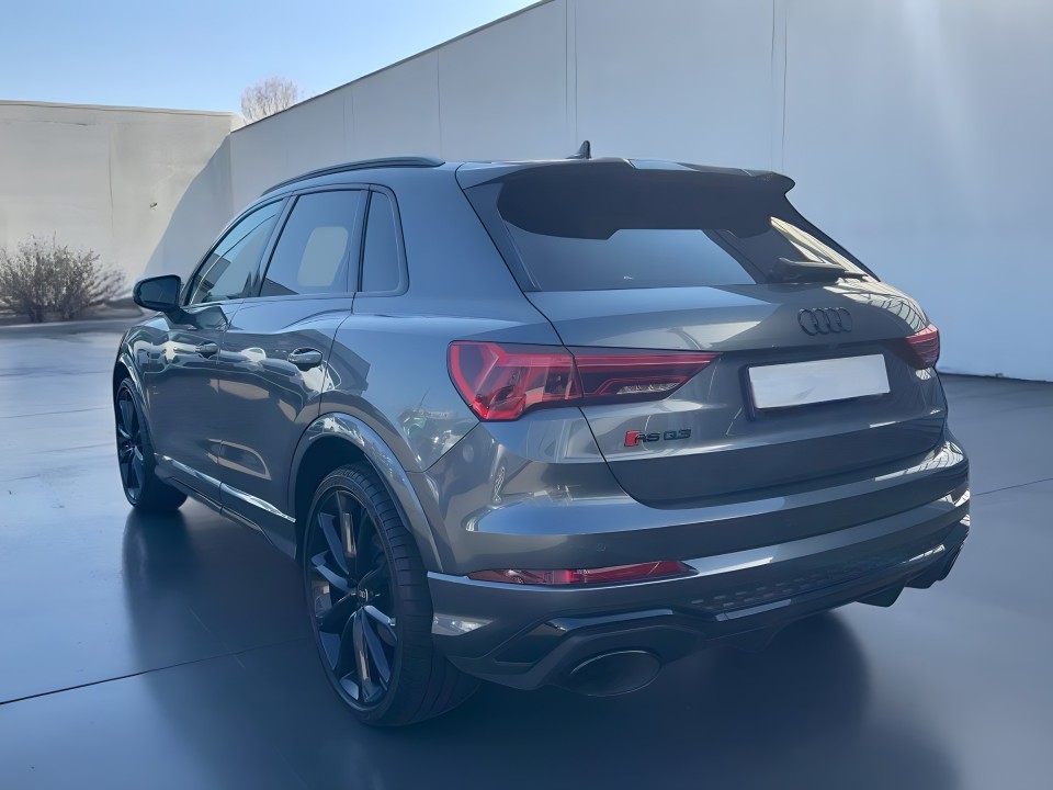 Audi RS Q3 TFSI quattro S tronic (3)